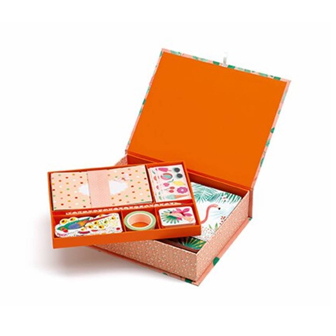Set de Papelería Infantil Djeco – Mi Papelería Marie (2) Set de Papelería Infantil Djeco – Mi Papelería Marie - Imagen 1